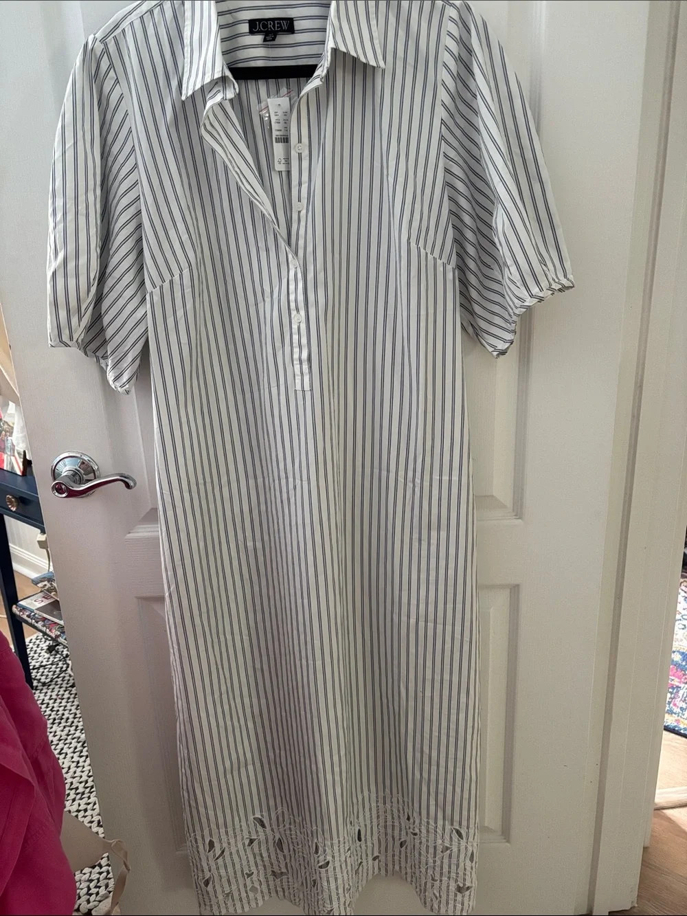 Cotton poplin shirtdress embroidered flowers 16 tall
